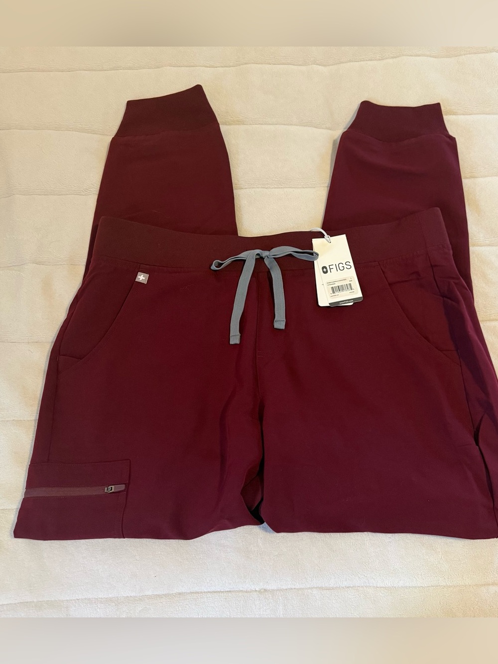 FIGS Women’s Zamora 2.0 Joggers- Burgundy